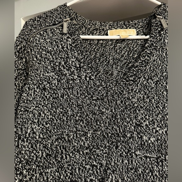 Michael Kors Sweater - Picture 4 of 4
